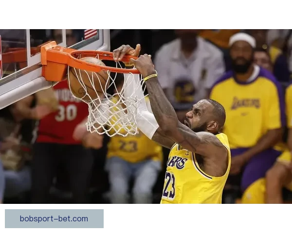 全新詹姆斯惊艳亮相无球终结能力全面升级 全新詹姆斯惊艳亮相无球终结能力全面升级