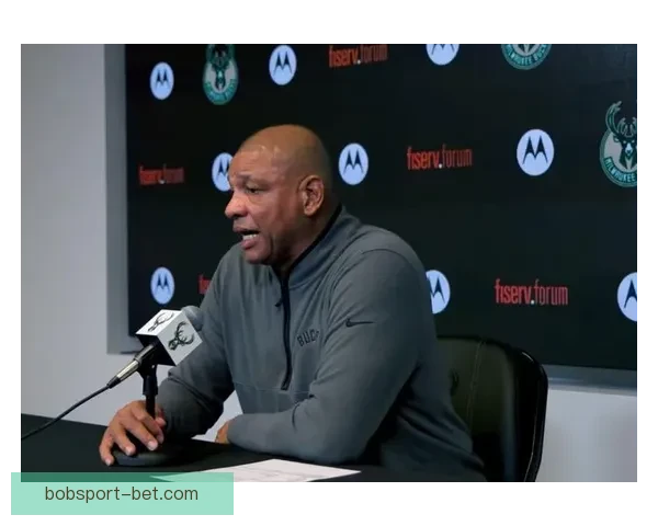 里弗斯谈托马斯被裁决定：有些事情无需公开讨论与他人无关